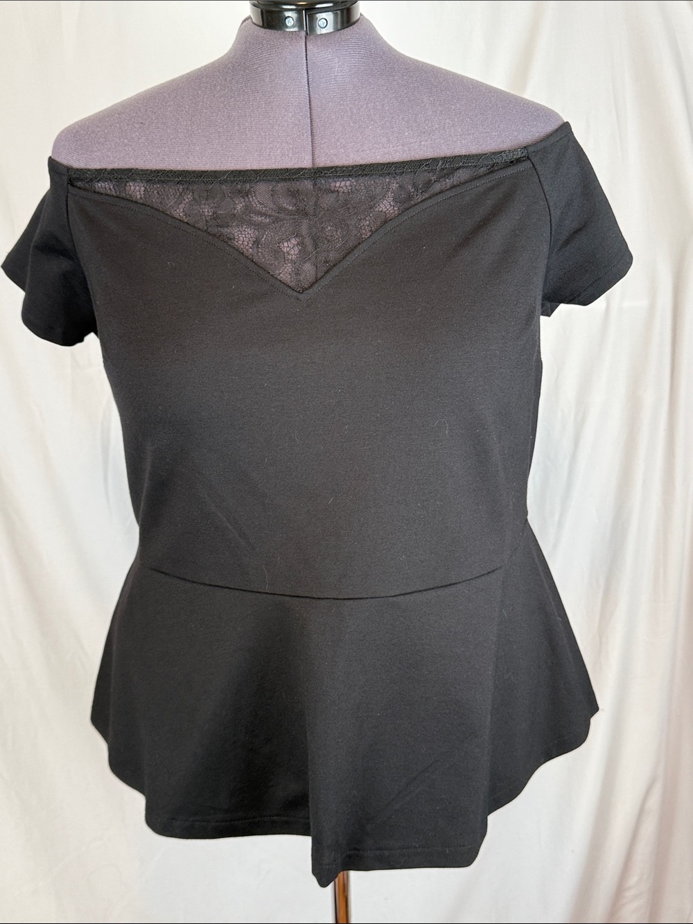 Women's Lane Bryant Ponte Off-the-Shoulder Peplum Lace Short Sleeve Top NWT 22